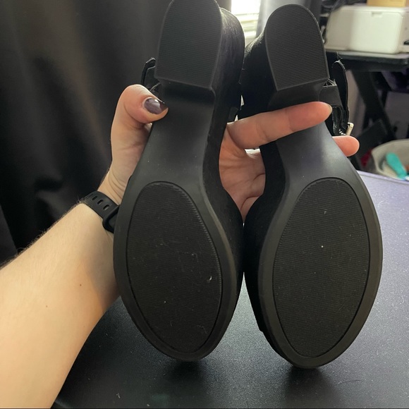 BNWOT Sugar Platform Open Toed Heels - Picture 4 of 6